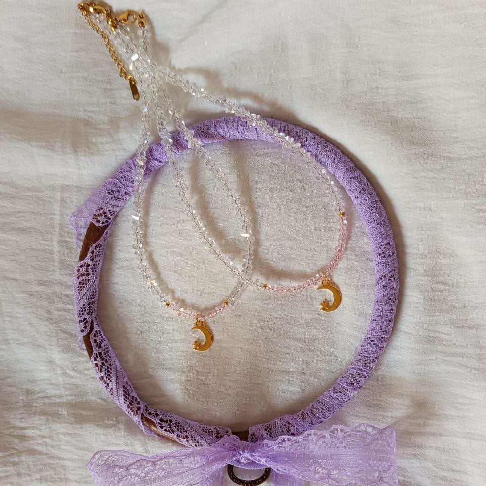 DREAMY GOLDEN MOON necklace