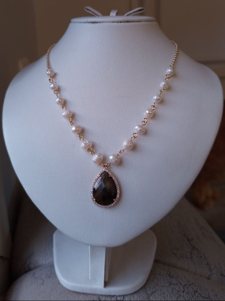GRACEFUL necklace