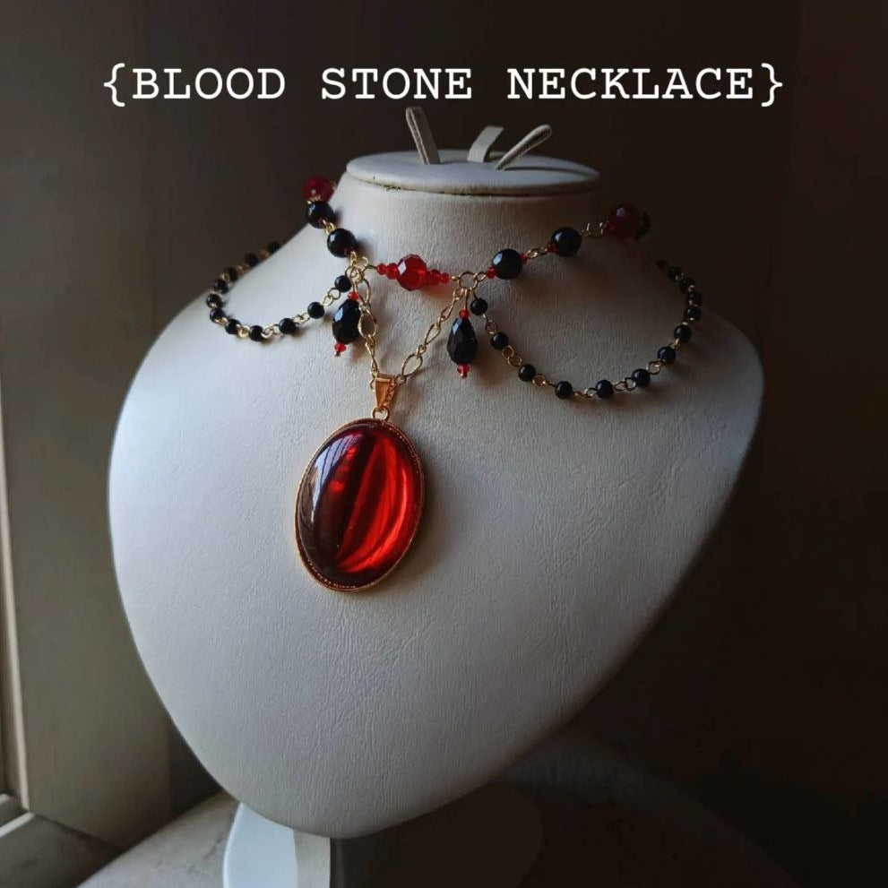 BLOOD STONE necklace