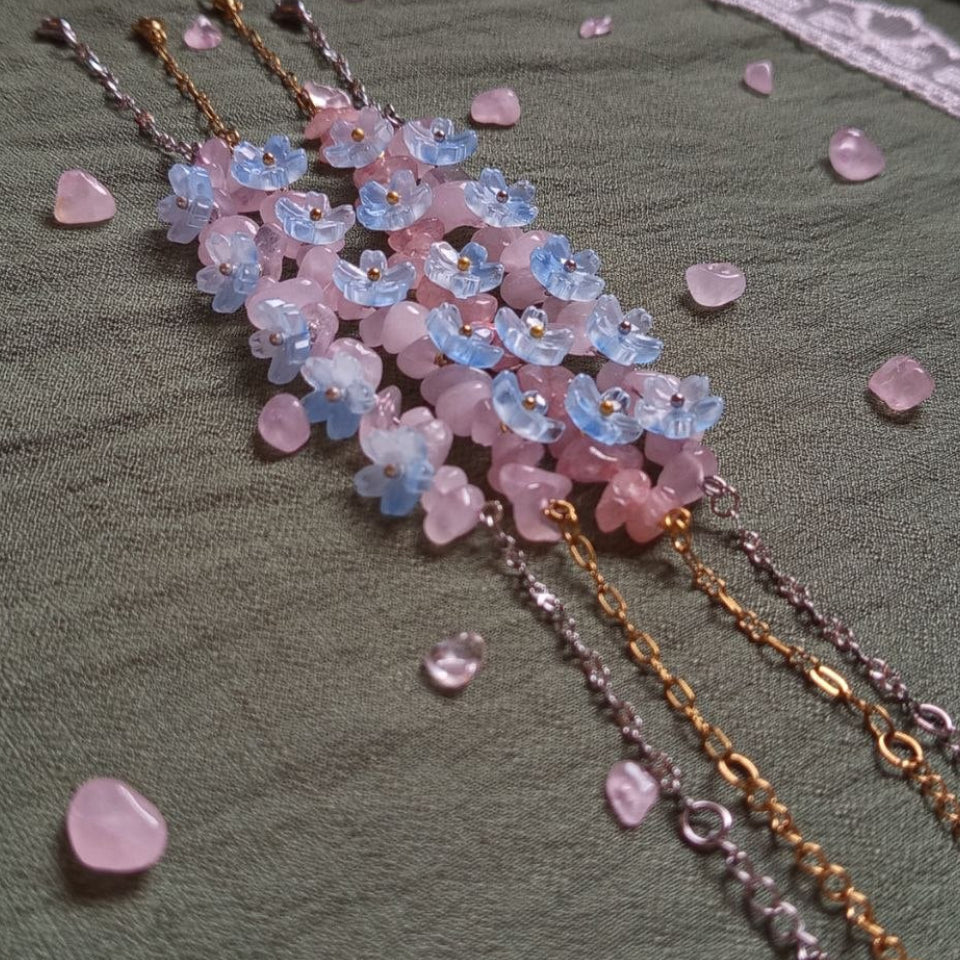 WHIMSICAL Blue flower bracelet