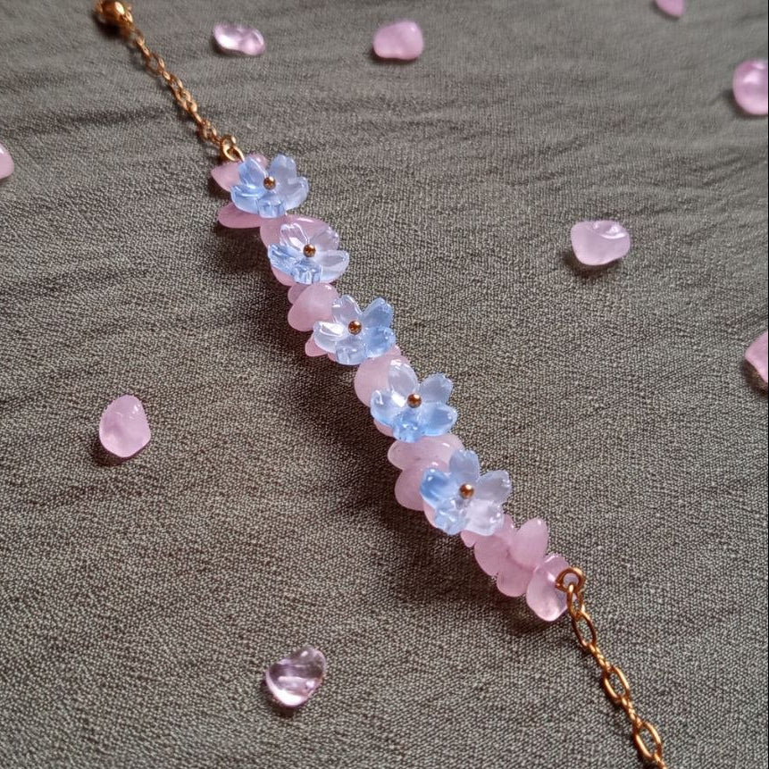 WHIMSICAL Blue flower bracelet