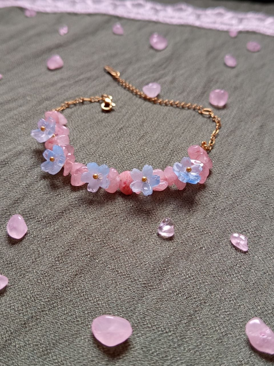 WHIMSICAL Blue flower bracelet