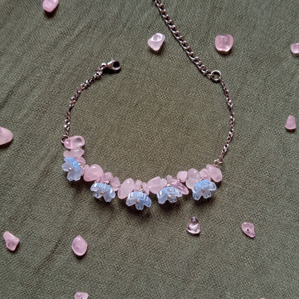 WHIMSICAL Blue flower bracelet