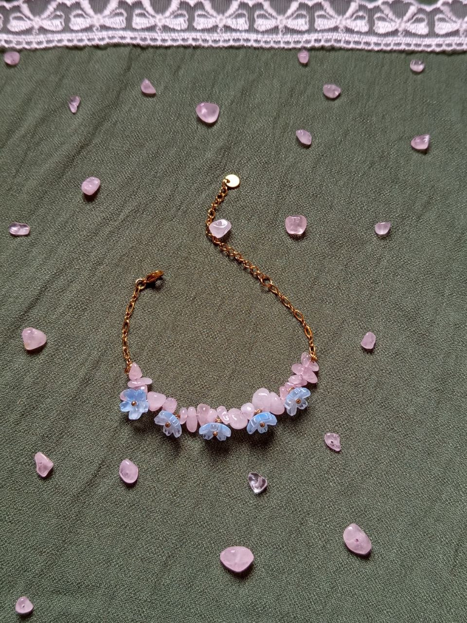 WHIMSICAL Blue flower bracelet