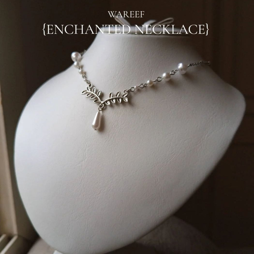 ROYAL ENCHANTED necklace