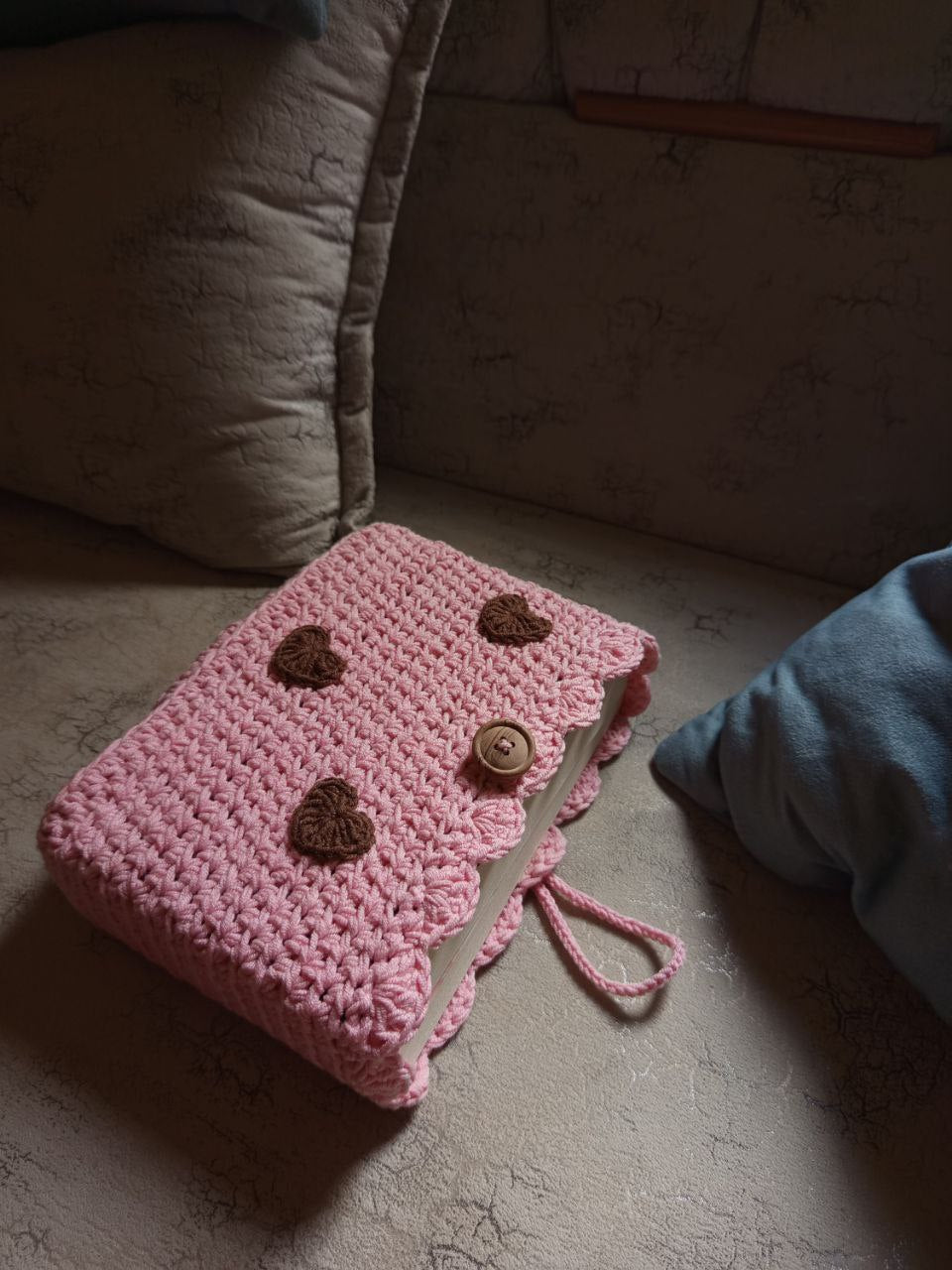 BOOK SLEEVE