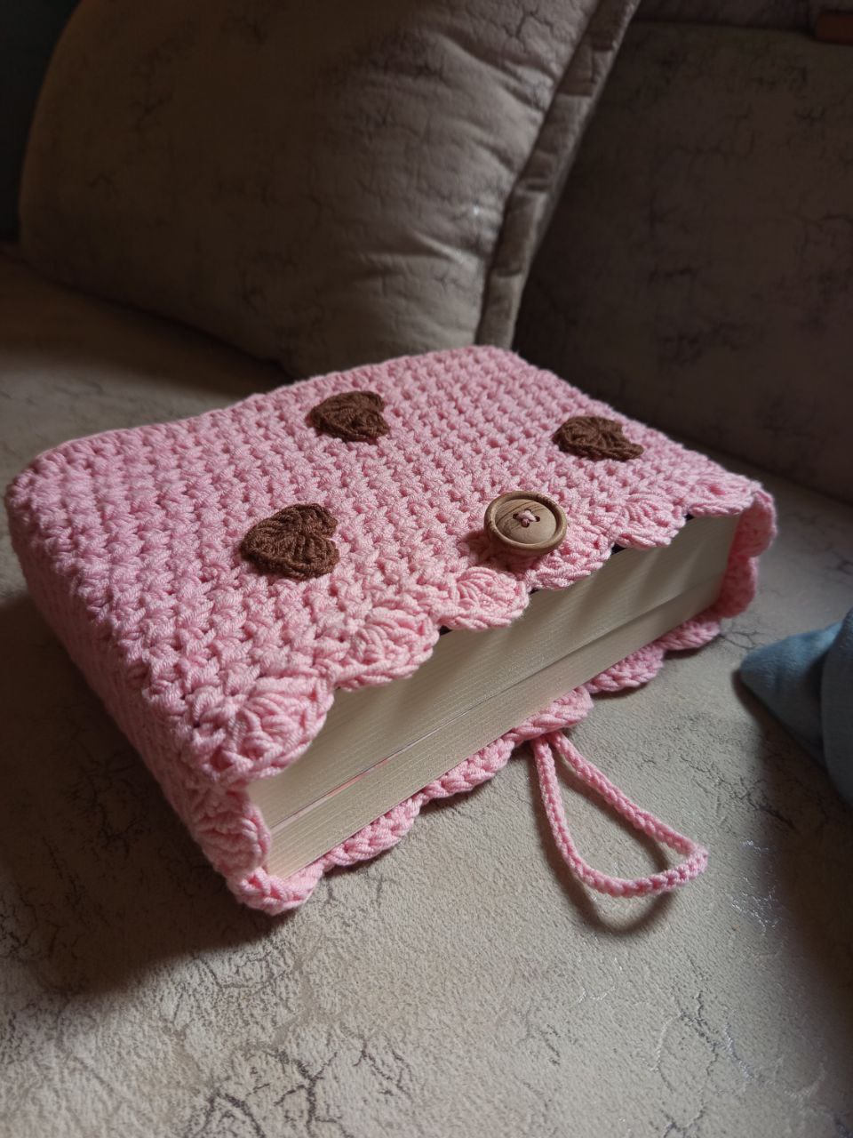 BOOK SLEEVE