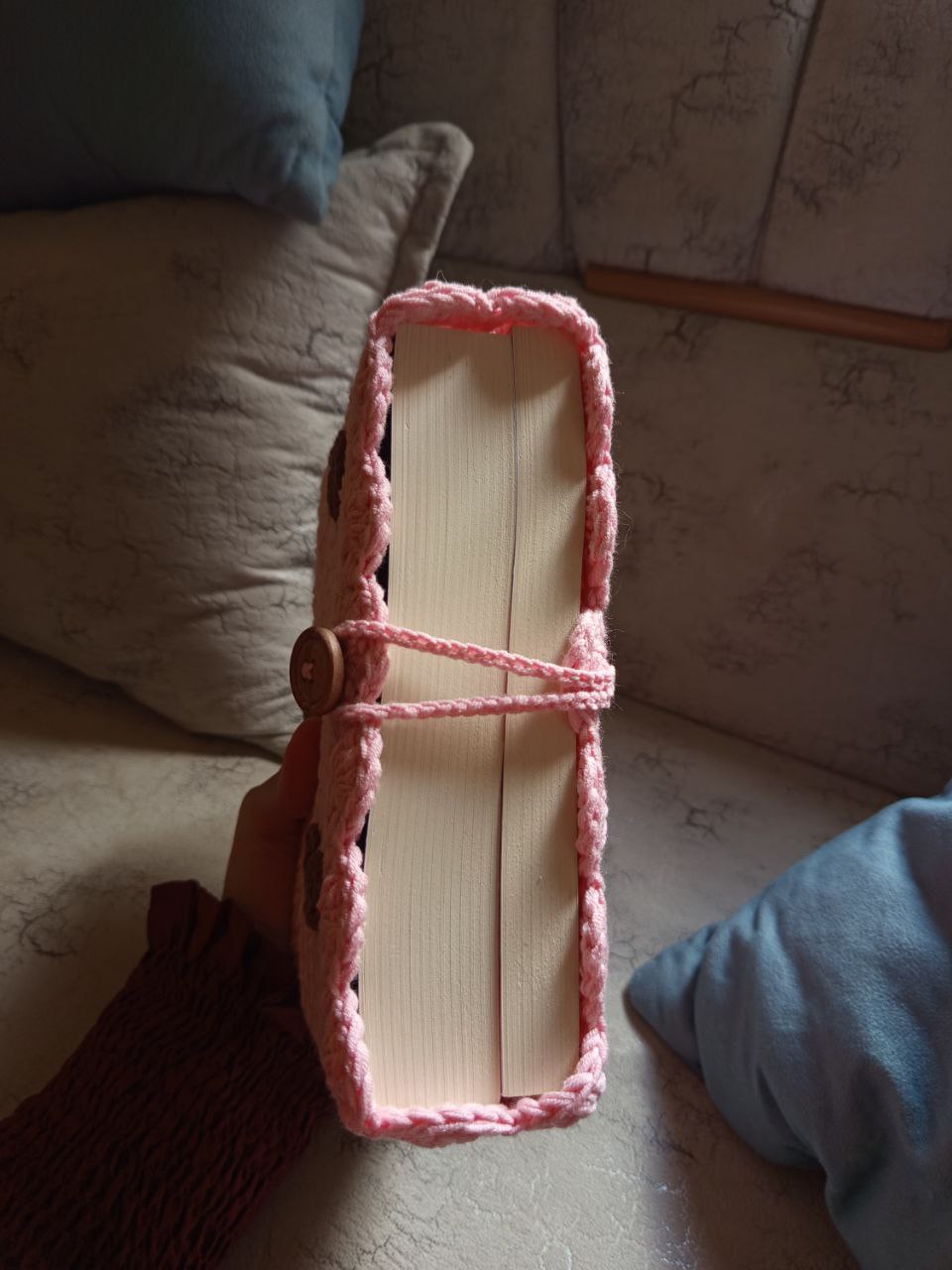 BOOK SLEEVE