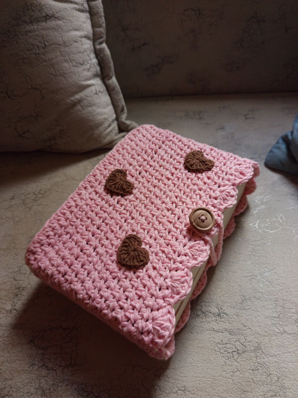 BOOK SLEEVE