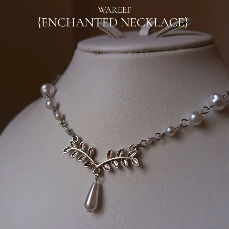 ROYAL ENCHANTED necklace